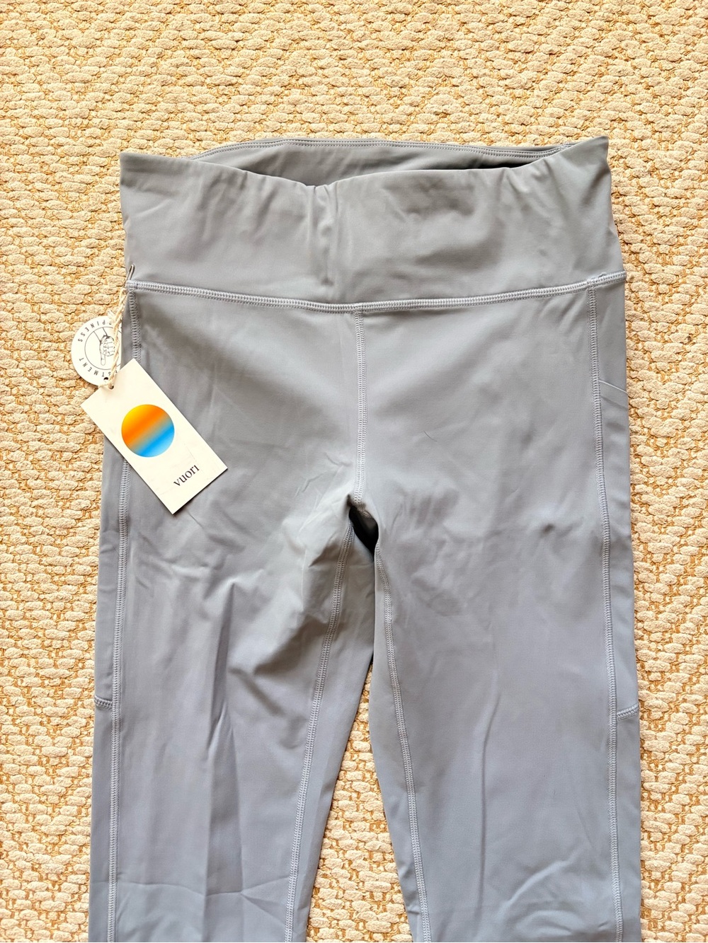 Vuori Stride Women's Performance Legging, Medium. NWT